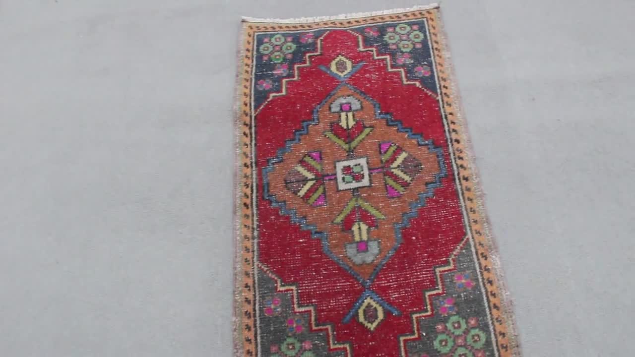 Small Oushak Rug * Small Vintage Rug * Small Turkish Rug * Small Oriental Rug * Small Entry Rug * Doormat * Small authentic Rug * 1.7x1.7 ft